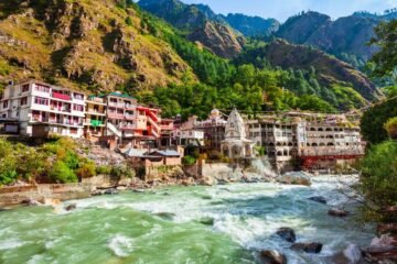 Hotels Near Kullu