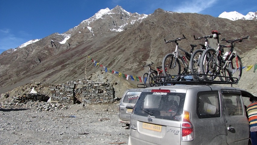 Leh cycling tour